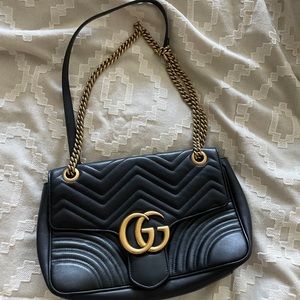 Gucci Marmont Medium Shoulder Bag